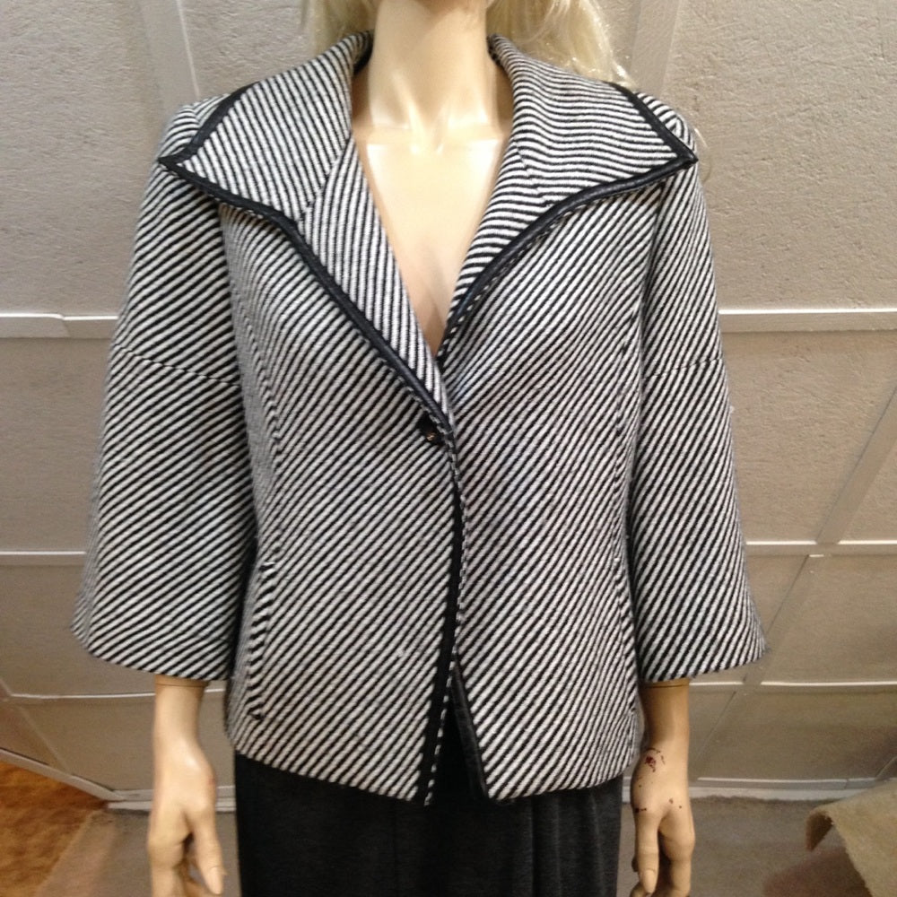 Vintage Jones of New York Black-White Coat (14)