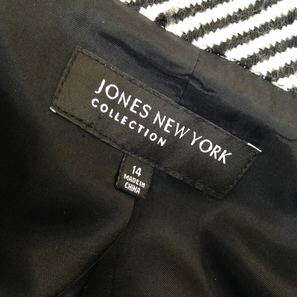 Vintage Jones of New York Black-White Coat (14)