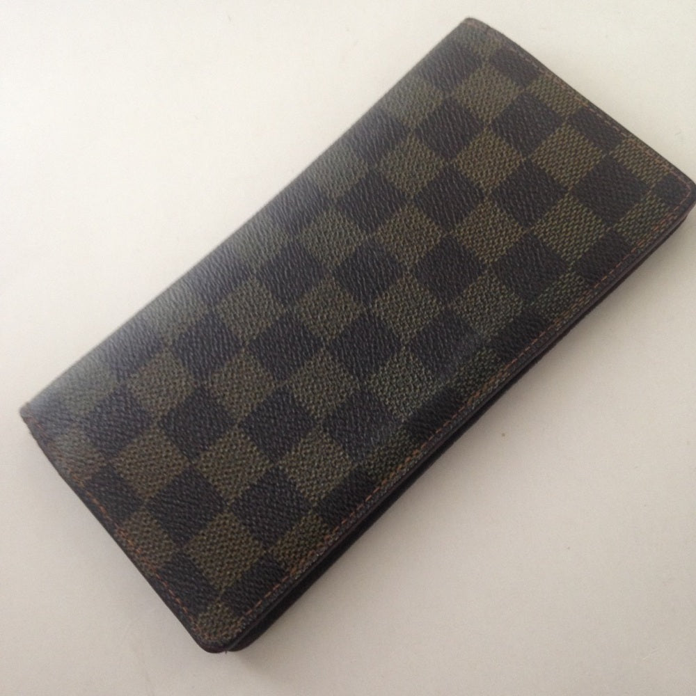 Louis Vuitton, Damier Ebene Long Wallet 7.5 x 4in