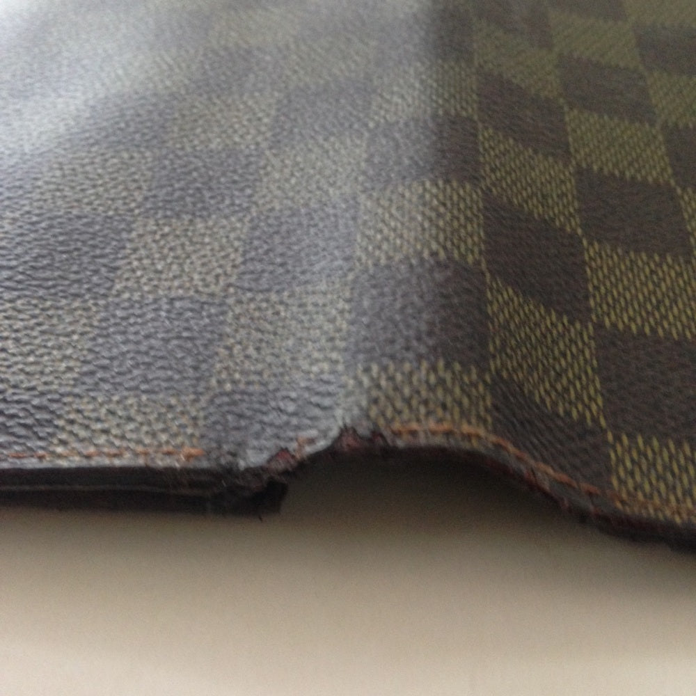 Louis Vuitton, Damier Ebene Long Wallet 7.5 x 4in