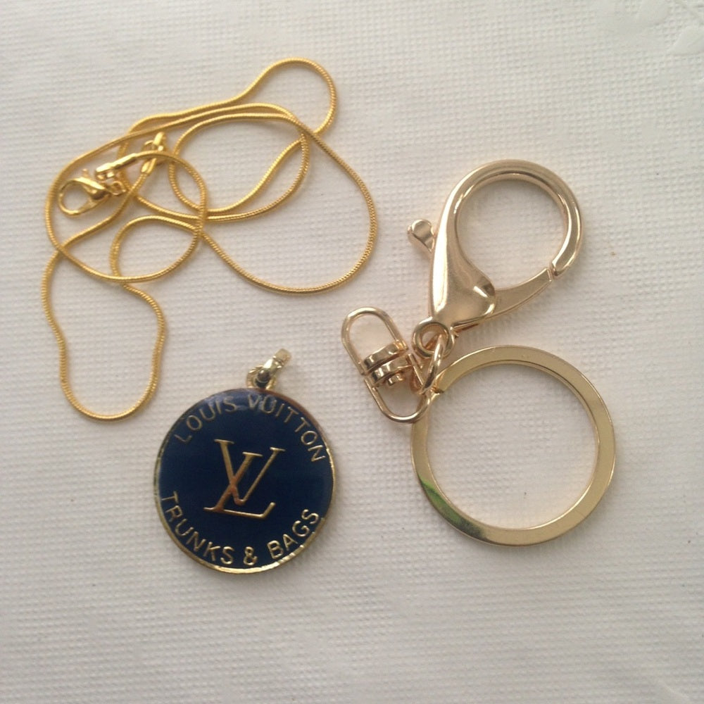 Louis Vuitton 3-way Handbag Charm-Key Chain Neck…
