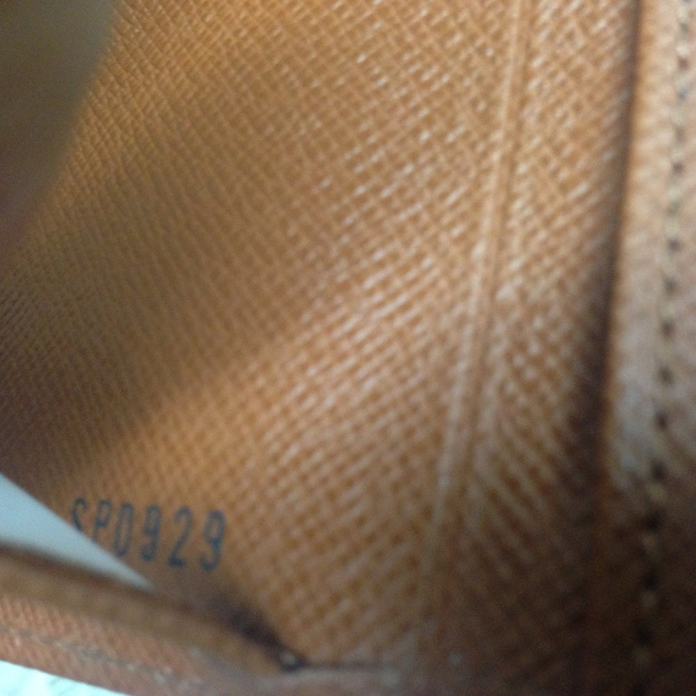 L. Vuitton Brown Taiga Leather ID-Credit Card Case