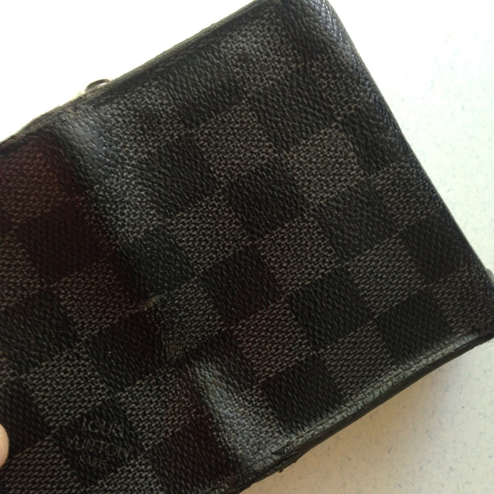Louis Vuitton, Damier Graphite 6-Hooks Key Case