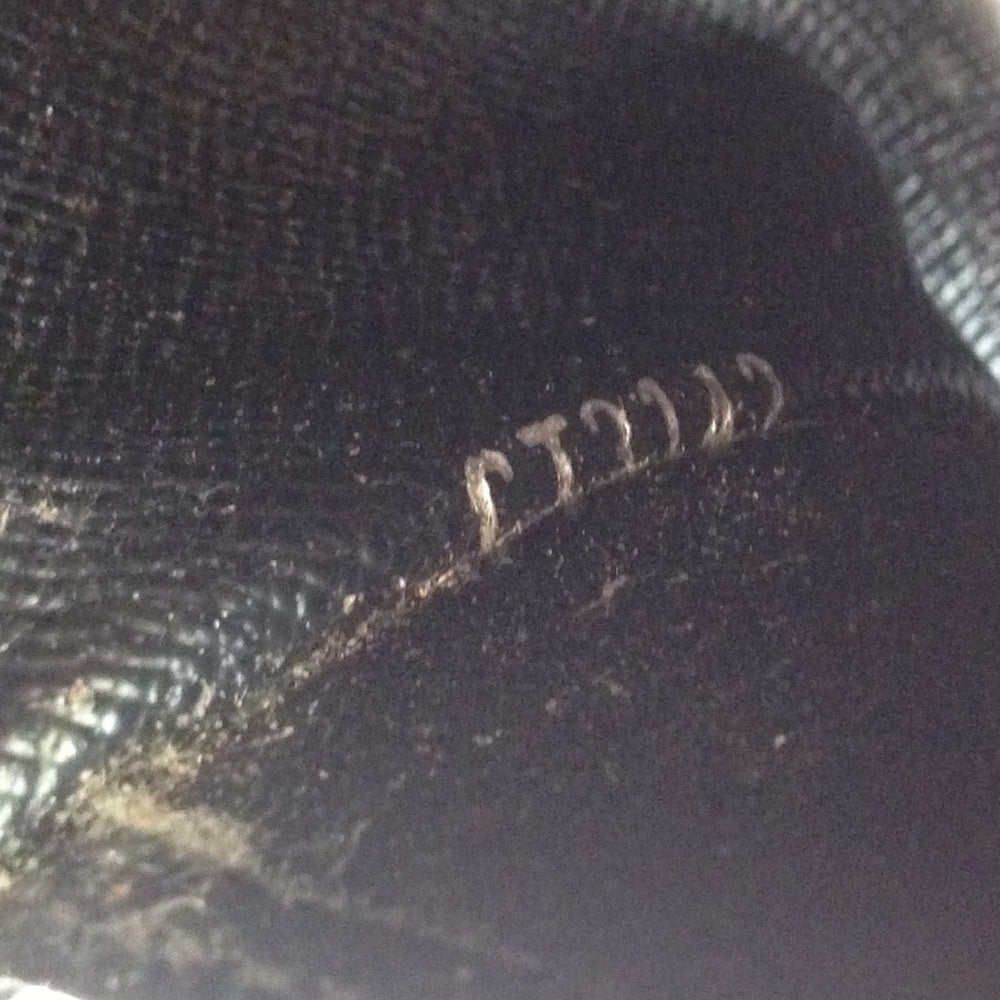 Louis Vuitton, Damier Graphite 6-Hooks Key Case