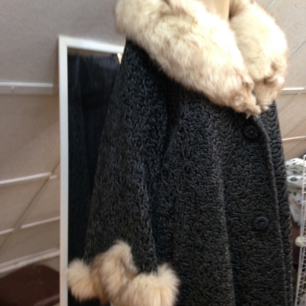 - Astrakin, France Gray Persian Lamb Swing Coat M-L