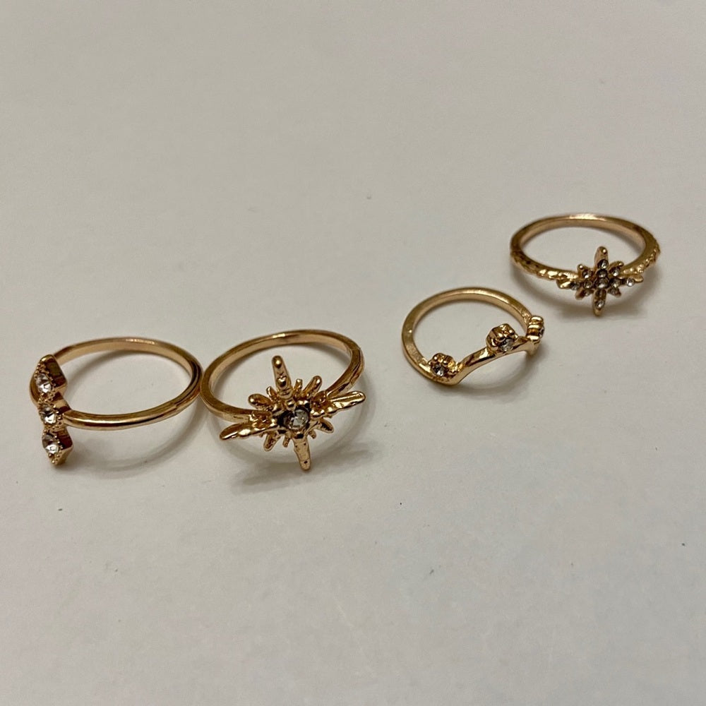 Vintage 4pc Gold Tiny Rings