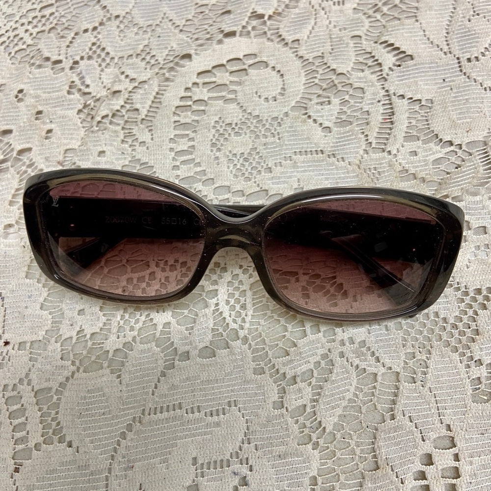 Louis Vuitton Fuchsia Pink Sunglasses- RZ0070W CE55016 C0017