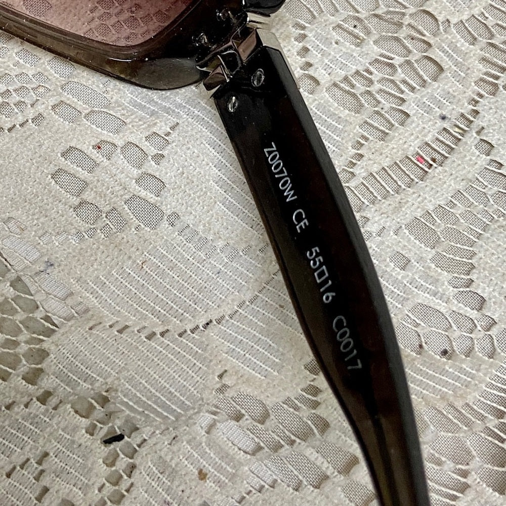 Louis Vuitton Fuchsia Pink Sunglasses- RZ0070W CE55016 C0017