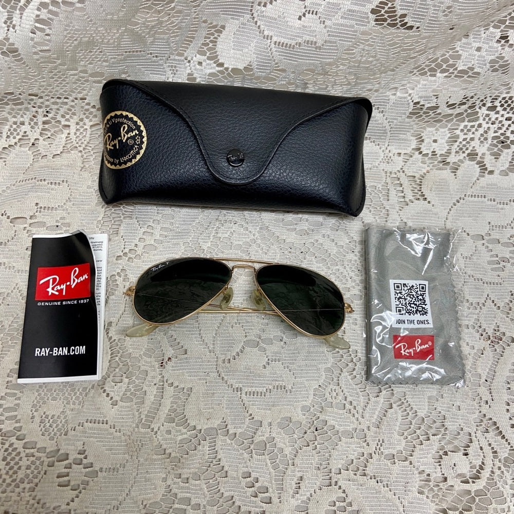 Ray-Ban. Iridescent Blue - Black Sunglasses