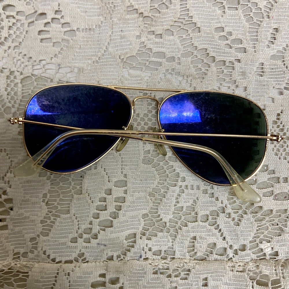 Ray-Ban. Iridescent Blue - Black Sunglasses