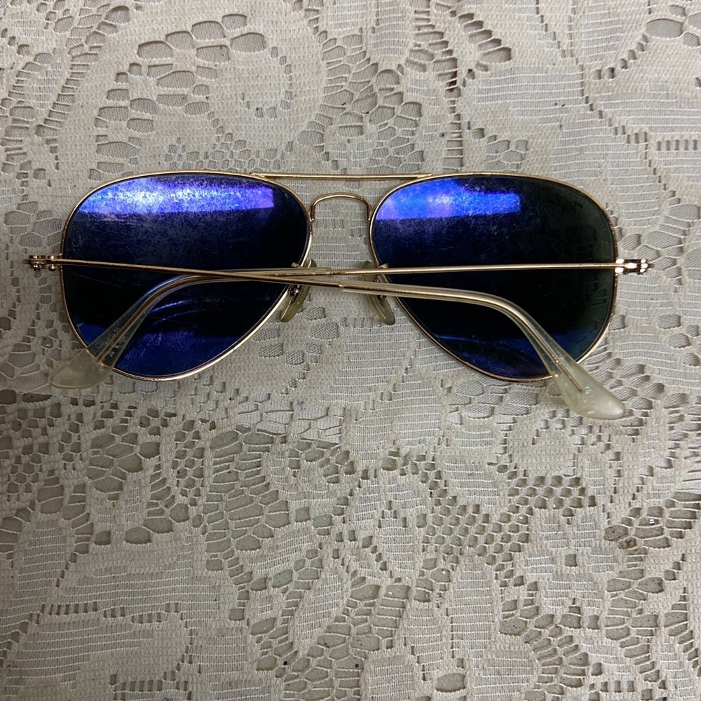 Ray-Ban. Iridescent Blue - Black Sunglasses