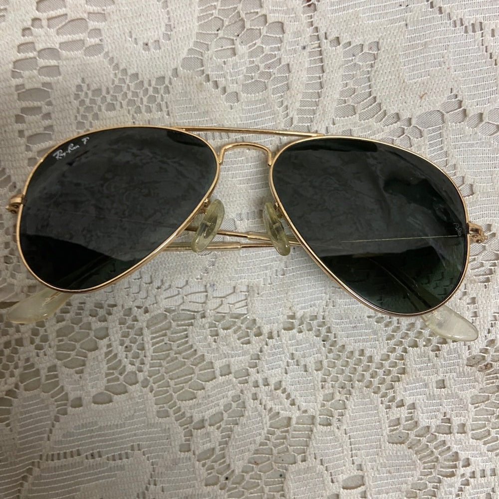 Ray-Ban. Iridescent Blue - Black Sunglasses