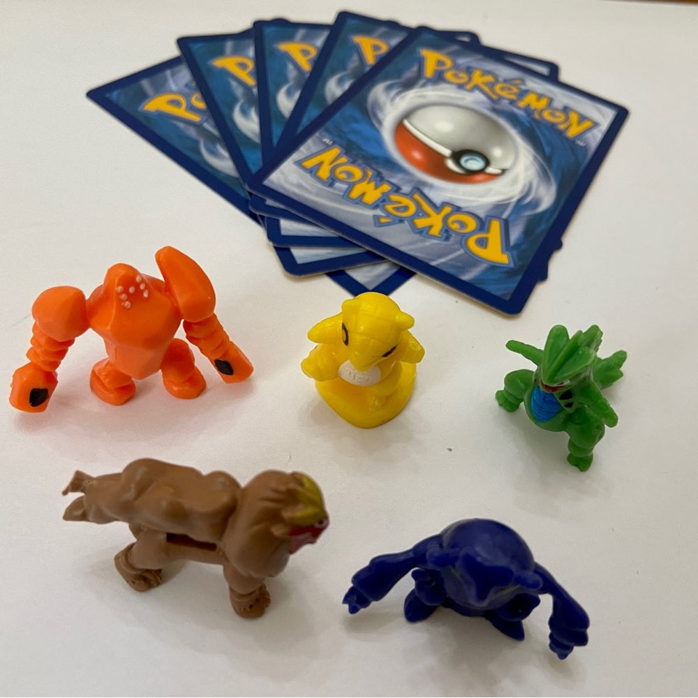 Lot 20- 5 Pokemon Cards and 5 Pokémon Figures