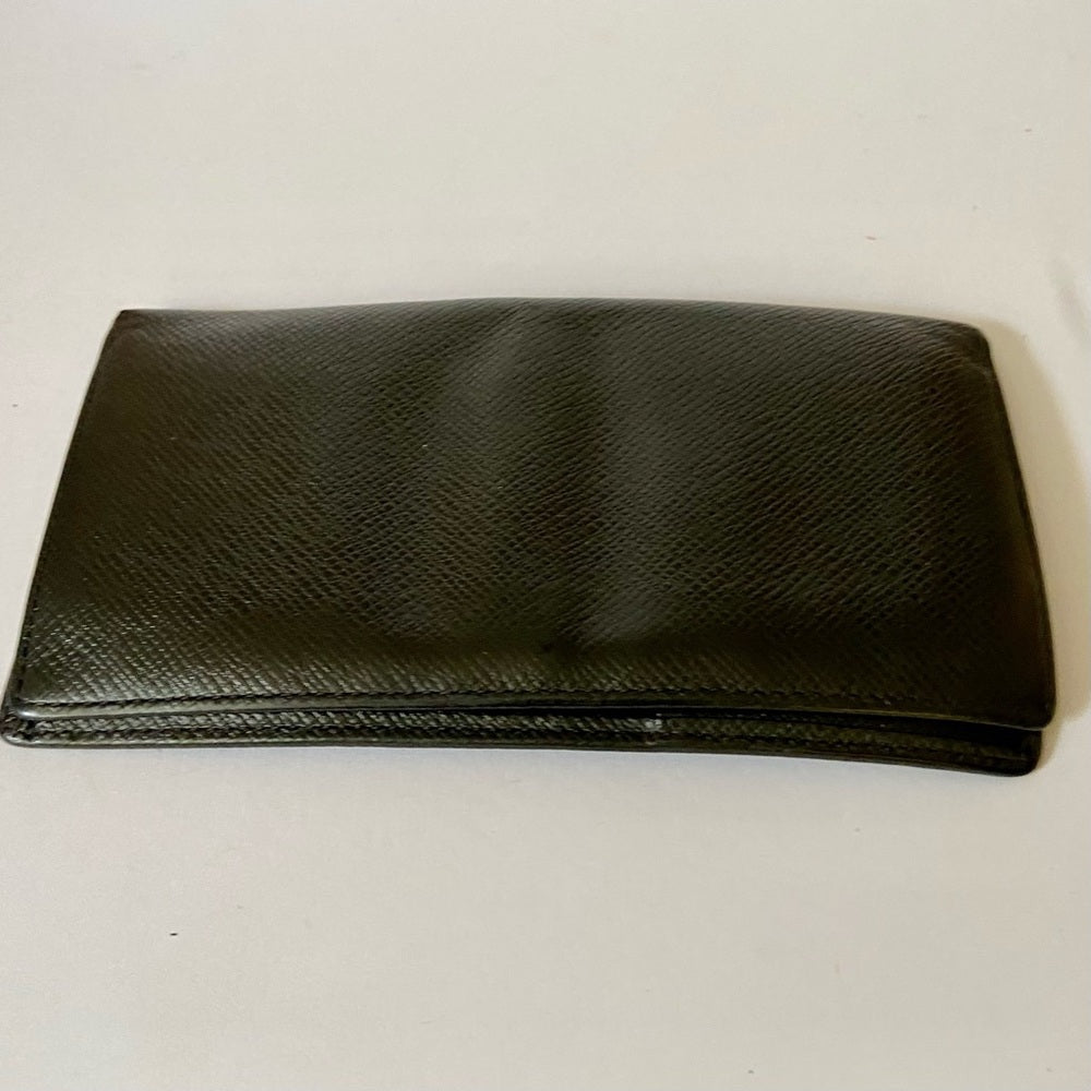 Louis Vuitton, Black Taiga Leather Unisex Long Wallet 7.5 x 4in