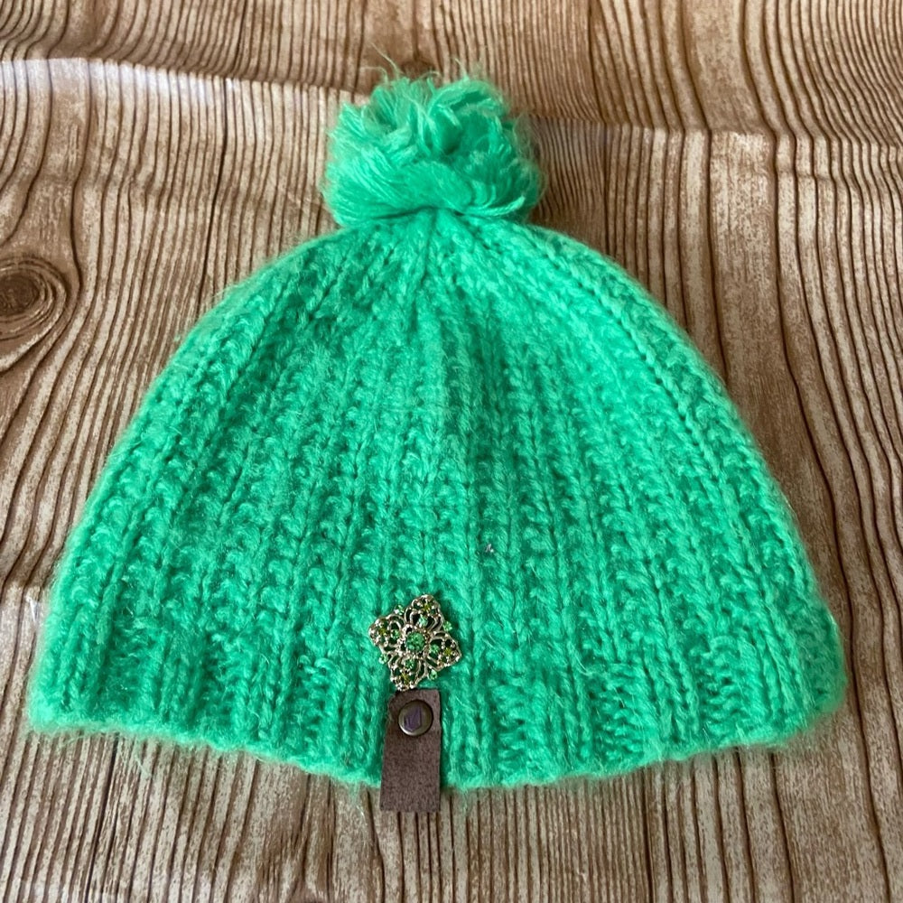 Beautiful. Colvin Green Knitted Beanie Hat with Rhinestones