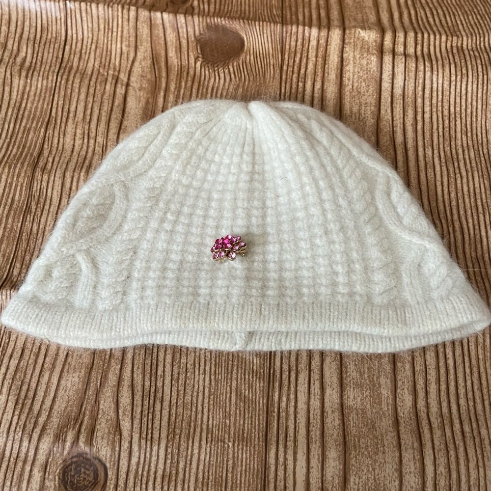 Elegant Angora-Wool White Beanie Hat with Rhinestones Accent