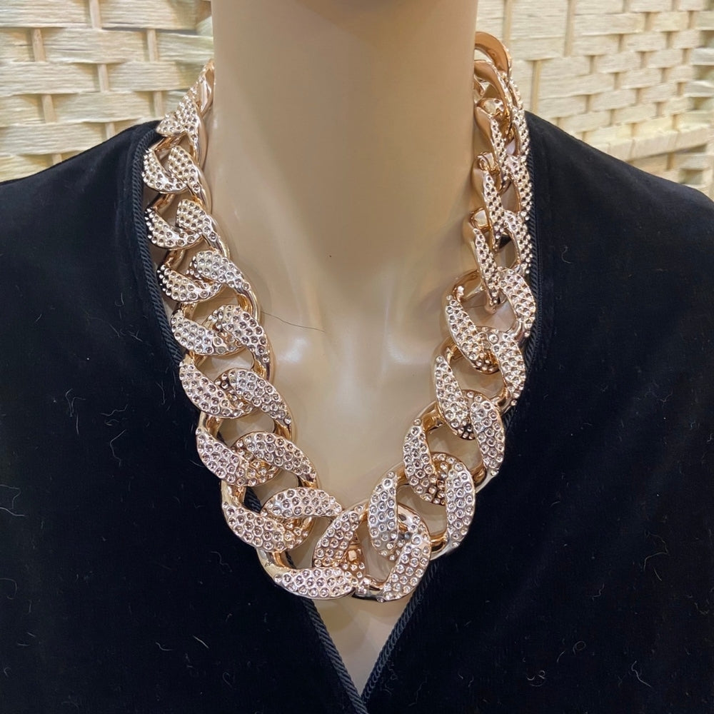 Cnunky Gold Tone Pierced Resin Link Chain Necklace