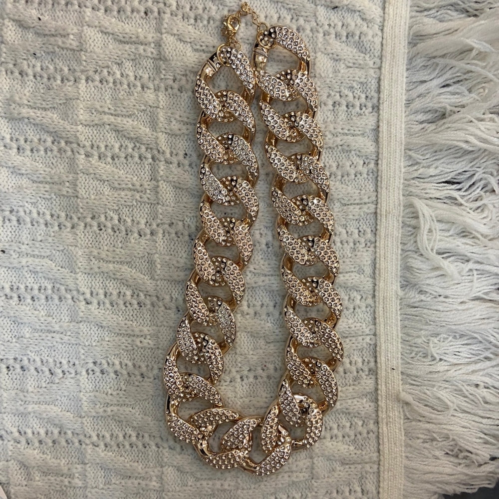 Cnunky Gold Tone Pierced Resin Link Chain Necklace