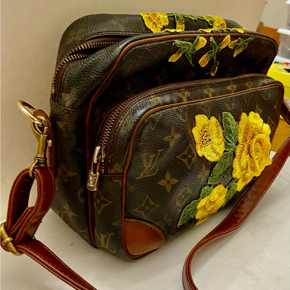 Louis Vuitton Mono Trocadero Nile Unisex Crossbody