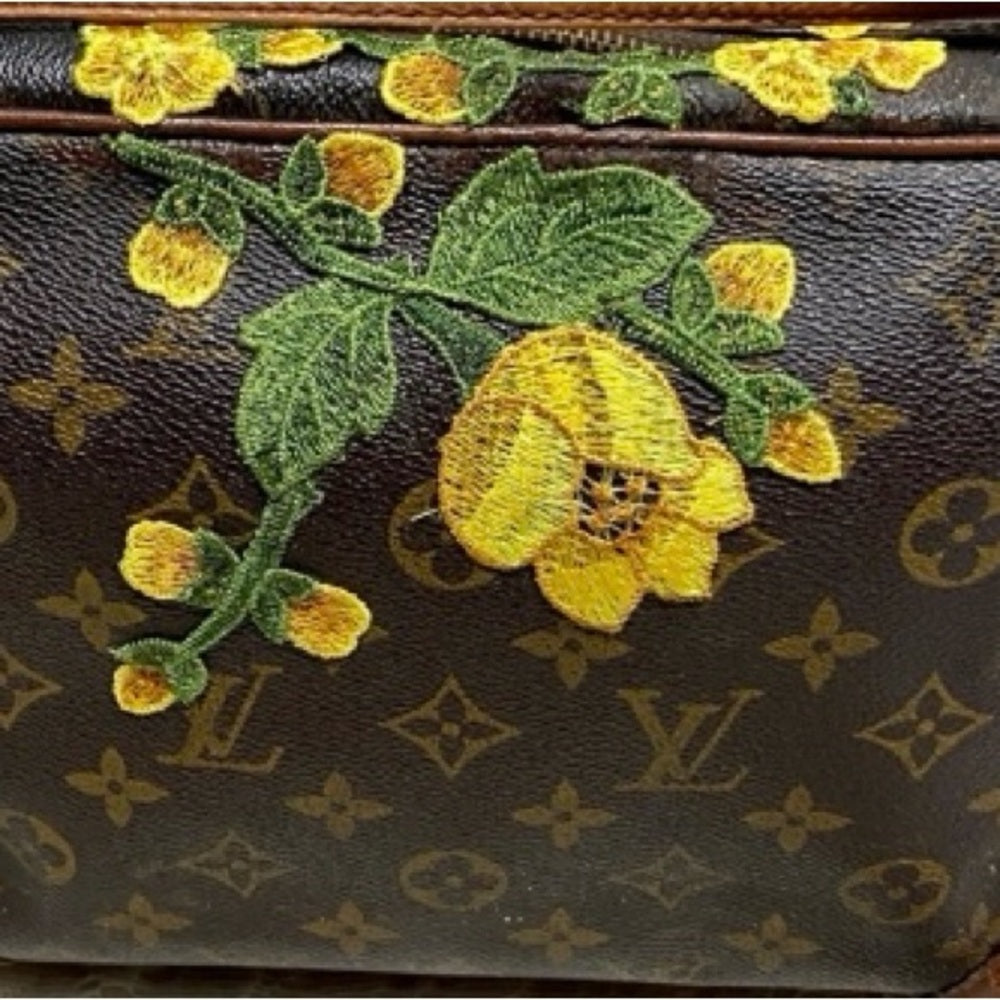 Louis Vuitton Mono Trocadero Nile Unisex Crossbody