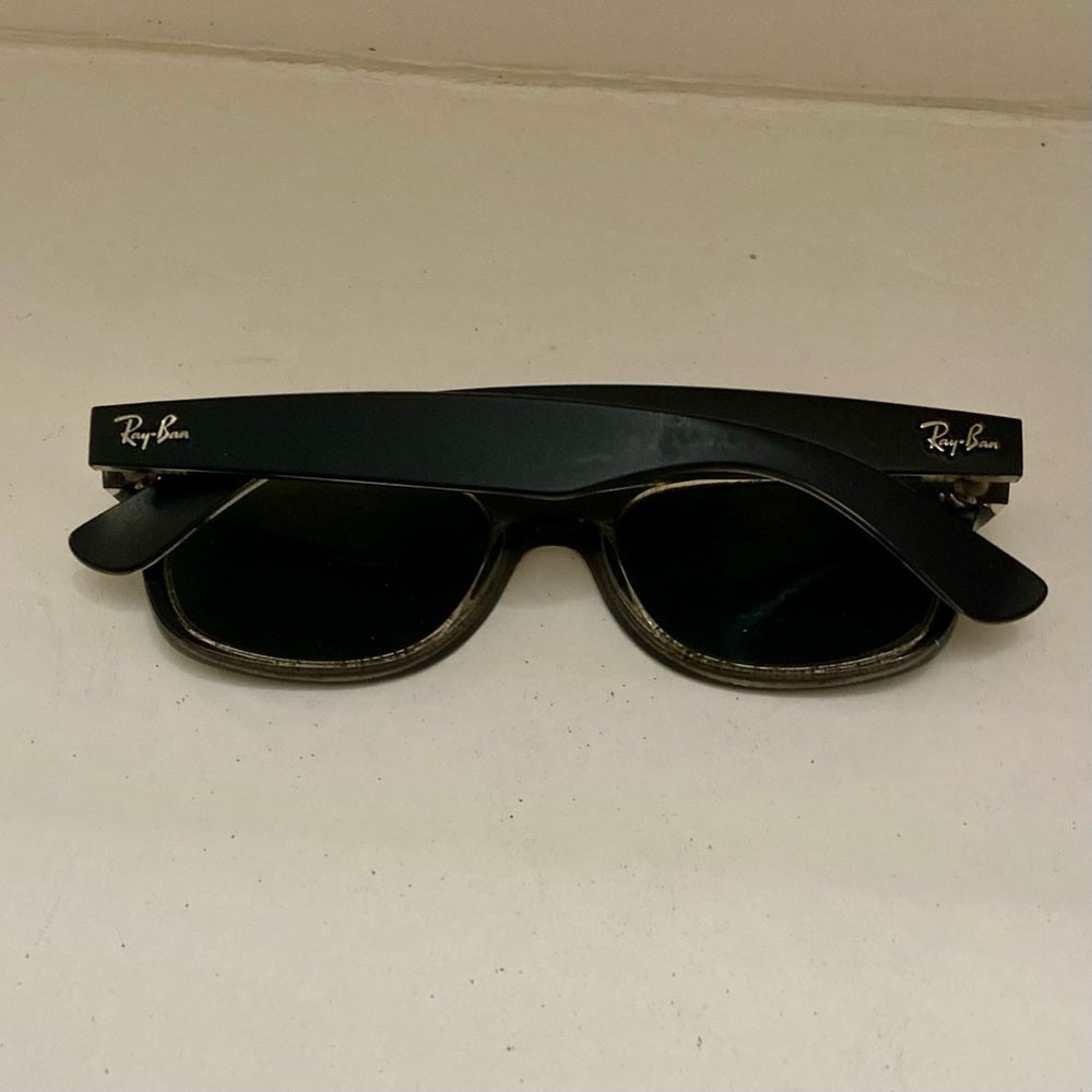 Ray-Ban Sun Glasses - Frame Only RB2132 New-wayfarer 6052 52-18 145 3N