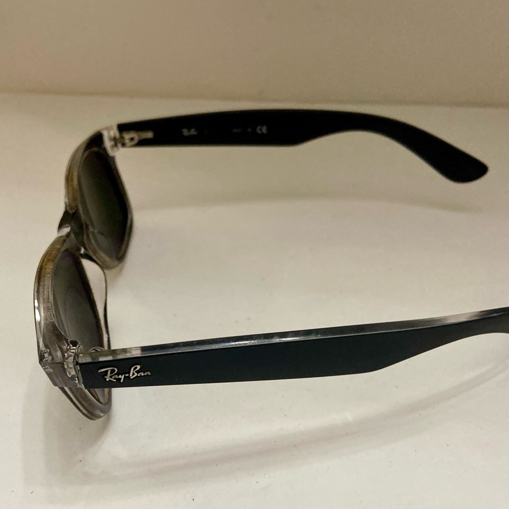 Ray-Ban Sun Glasses - Frame Only RB2132 New-wayfarer 6052 52-18 145 3N