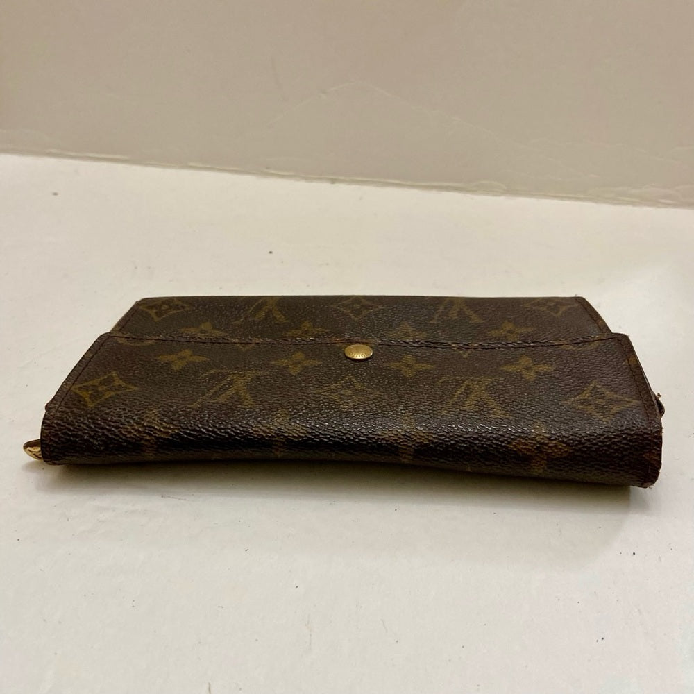 Louis Vuitton, Brown Mono, Bi-Fold Long Wallet (CA0964)