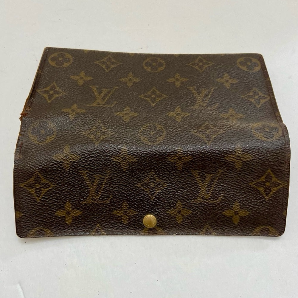 Louis Vuitton, Brown Mono, Bi-Fold Long Wallet (CA0964)