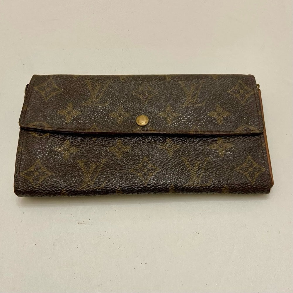 Louis Vuitton, Brown Mono, Bi-Fold Long Wallet (CA0964)