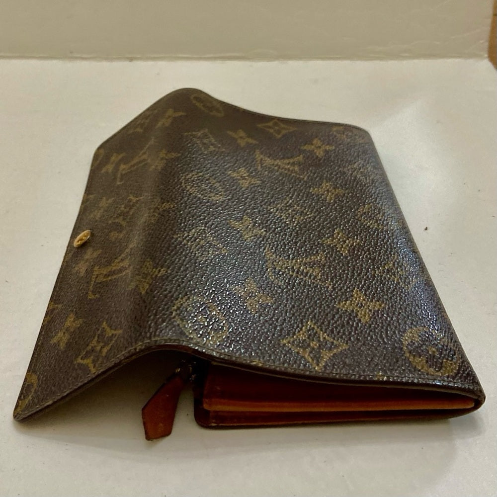 Louis Vuitton, Brown Mono, Bi-Fold Long Wallet (MI0992)