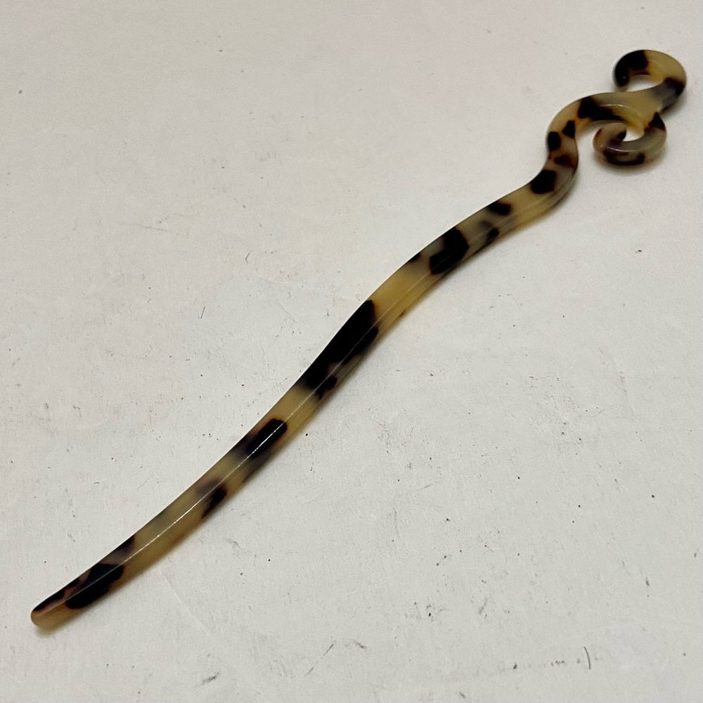 Vintage, Brown and Beige Tortoise Lucite Hair Pin Accessory 7in x 1in