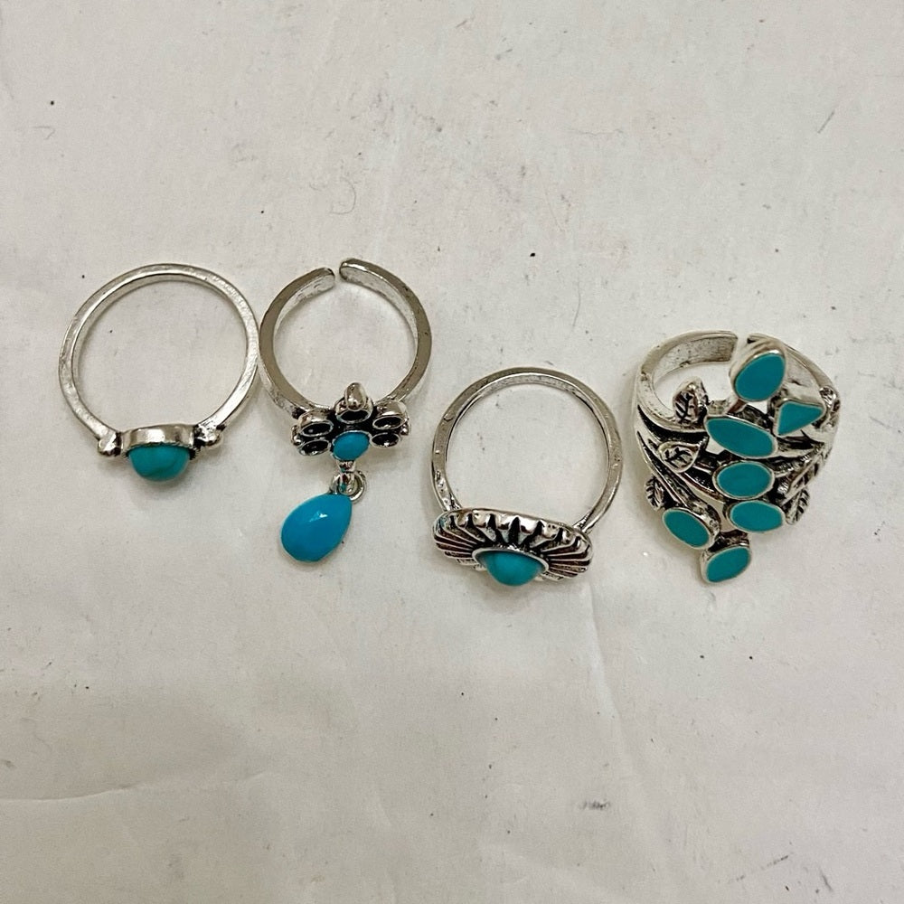 Vintage 4pc Silver Tone- Faux Turquoise Rings (A)