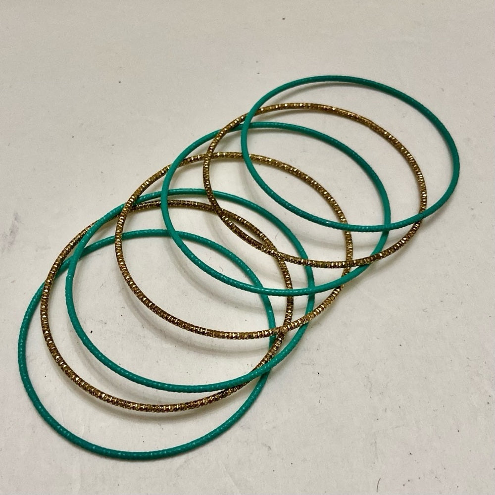 Vintage, 18in-20in Turquoise-Garnet Beaded Necklace- 7pc Turquoise-Gold Bangles
