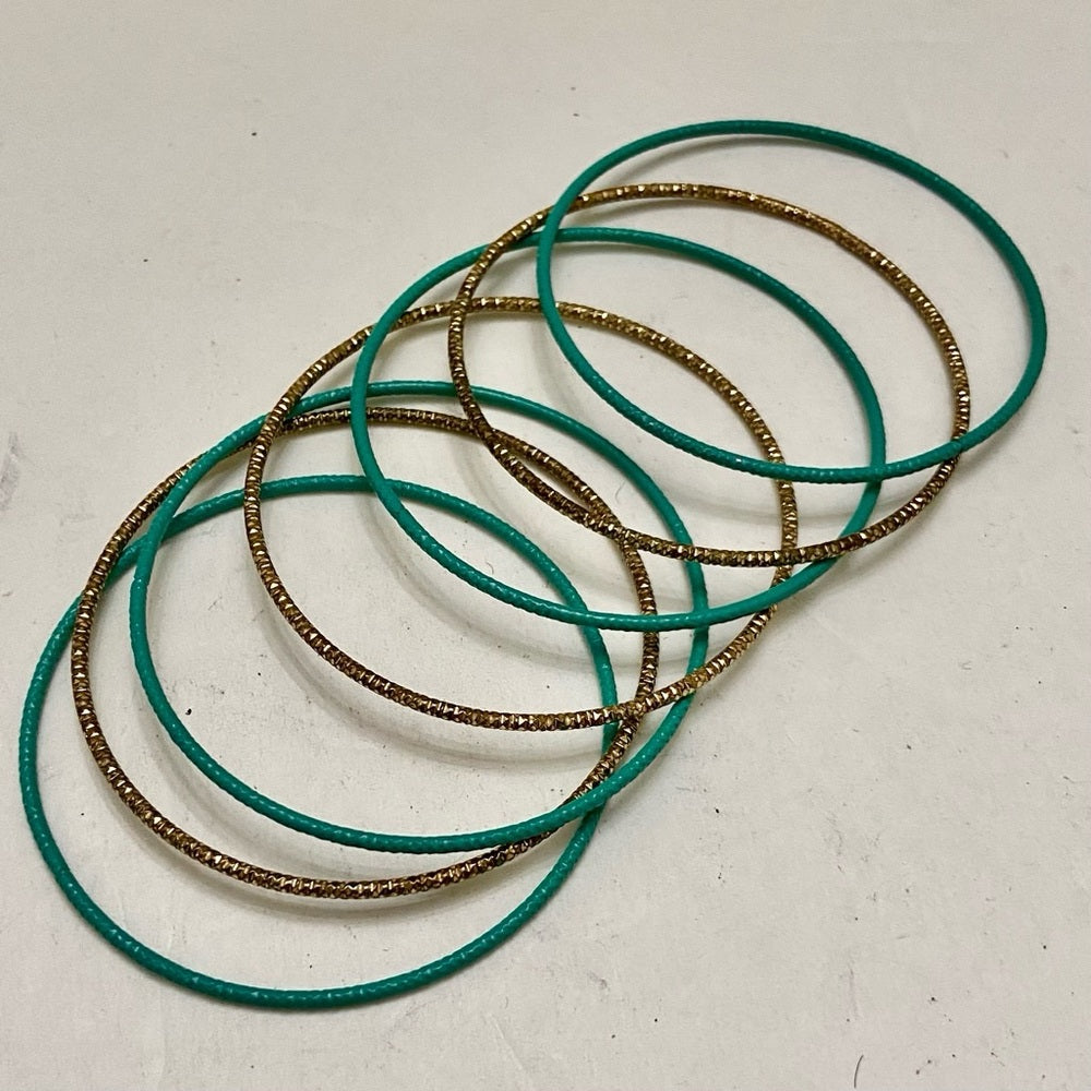Vintage, 18in-20in Turquoise-Garnet Beaded Necklace- 7pc Turquoise-Gold Bangles