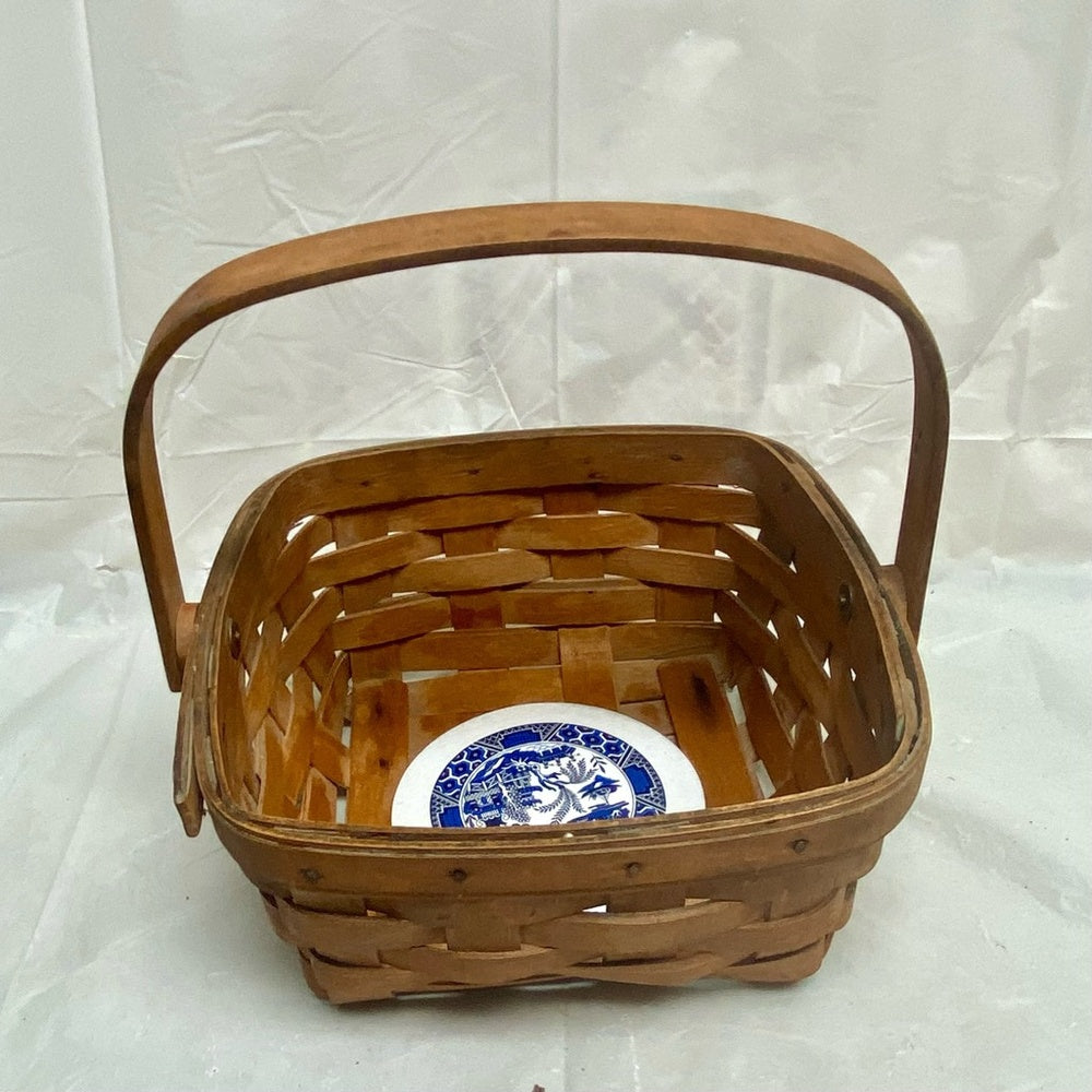 Vintage, Blue Willow Longaberger 4in H x 7.5in Square Basket with 4in Handle