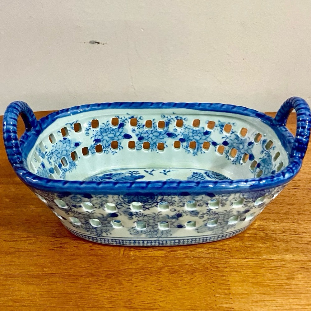 Variant Blue Willow Large Ironstone Twin Handled Bread Basket