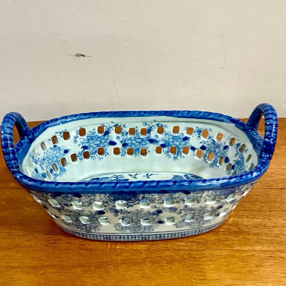 Variant Blue Willow Large Ironstone Twin Handled Bread Basket