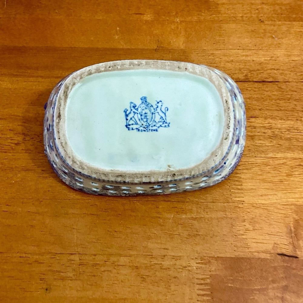 Variant Blue Willow Medium, Ironstone Twin Handled Bread Basket