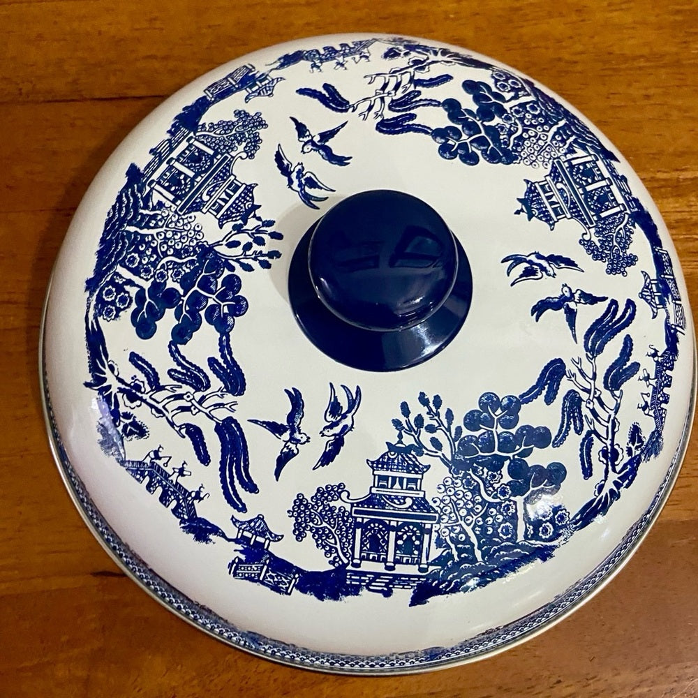 Heritage Mint, Blue Willow, Enamel, Large, Dutch Oven w/ Lid 8in x 14inW x 10inD