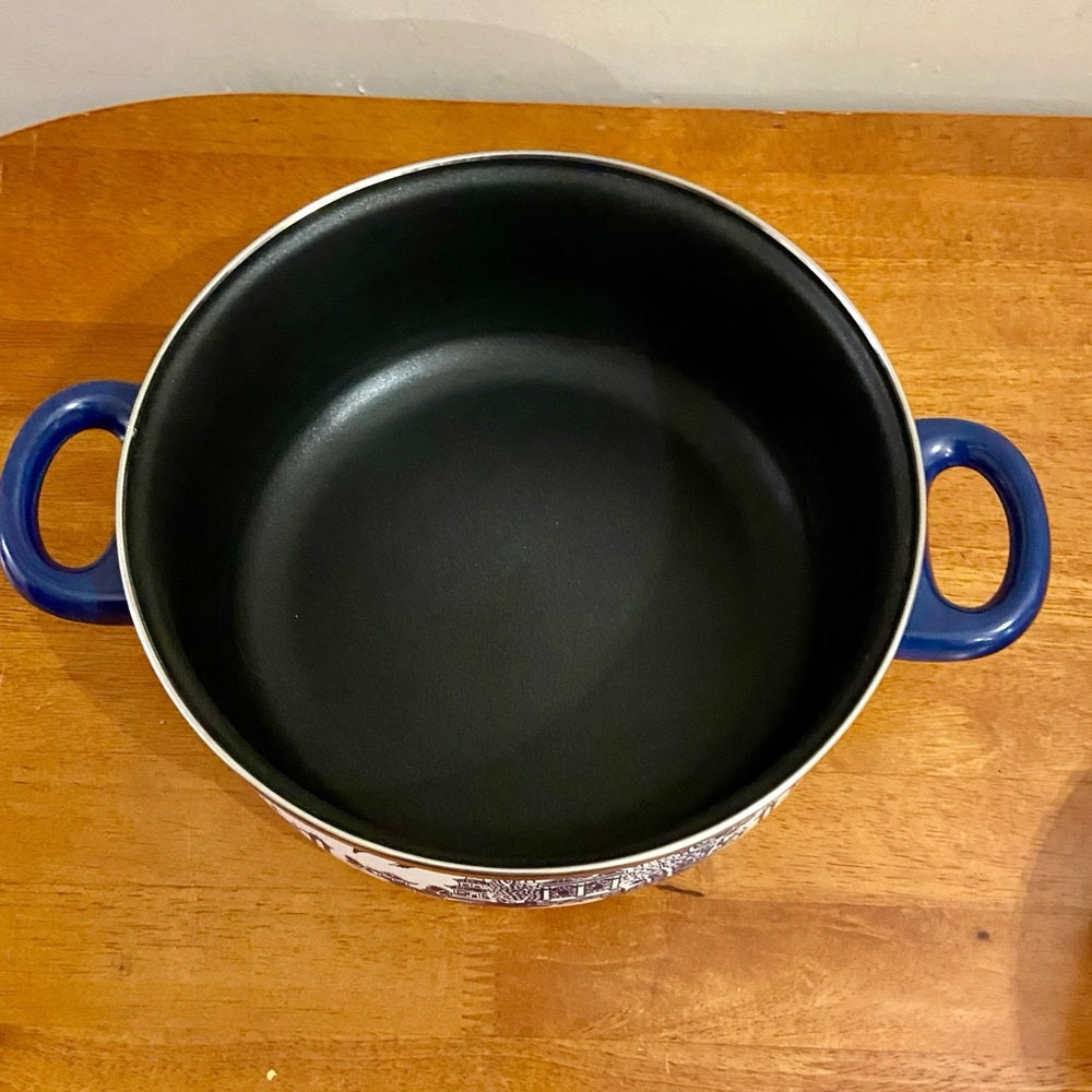 Heritage Mint, Blue Willow, Enamel, Large, Dutch Oven w/ Lid 8in x 14inW x 10inD