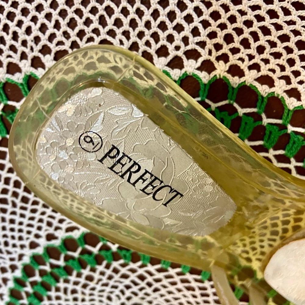 Perfect, Clear Plastic Kitten Low Heels Sandals Size-9