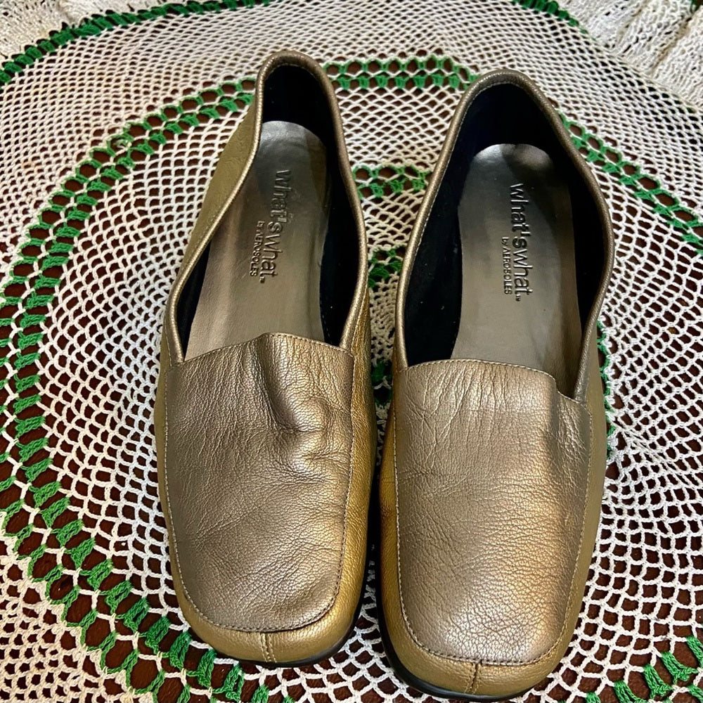 What’s What Aersoles 2-Tone Gold Flat Shoes Loafer Size- 9