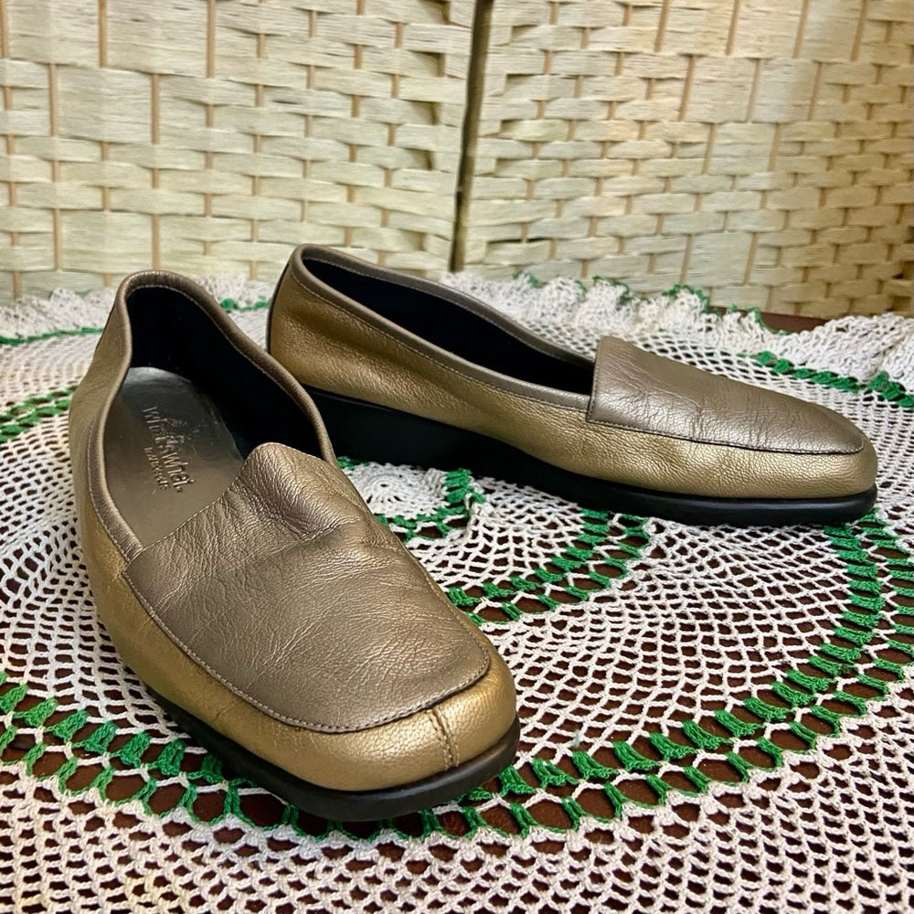 What’s What Aersoles 2-Tone Gold Flat Shoes Loafer Size- 9
