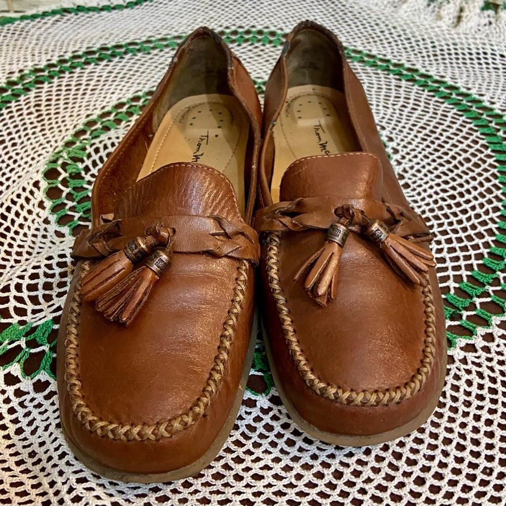 Thom McAn Brown Leather Flat Shoes - Loafers Size 8W