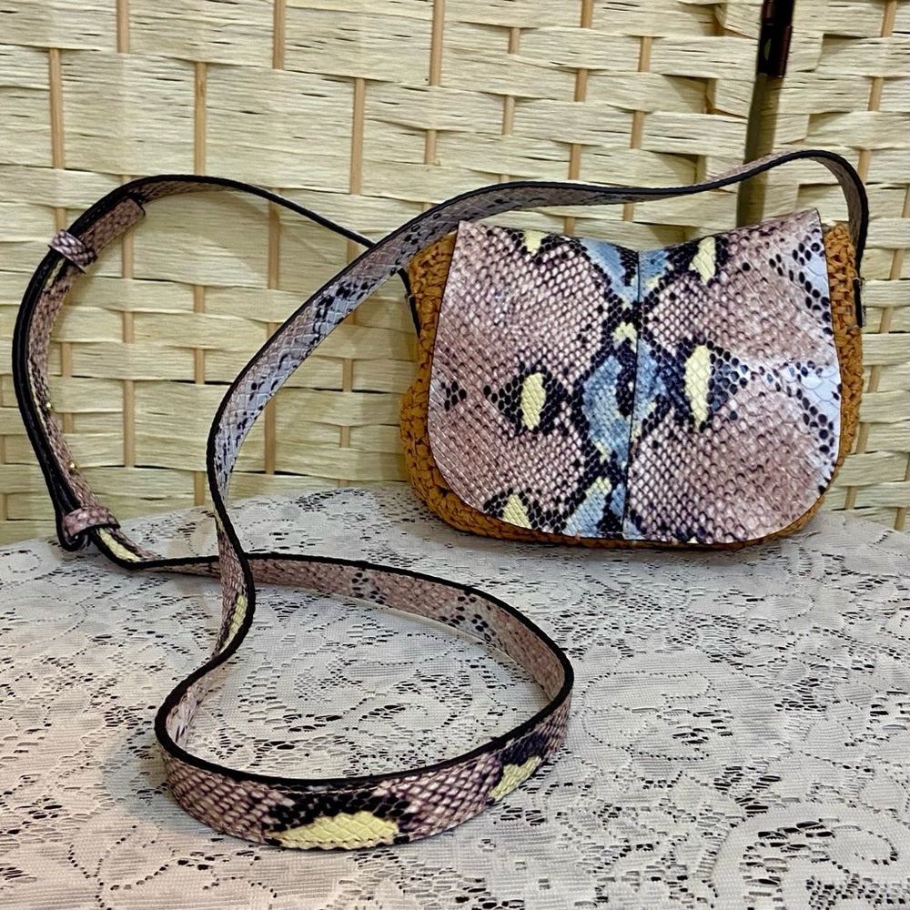 Vince Camuto ReptileLeather and Straw Crossbody 9in L x 6in H x 2in W