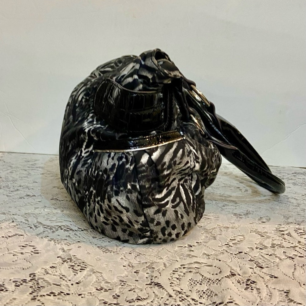 Sienna Ricchi (SR) Black- Gray Zebra Handbag 13.5in L x 10.5in H, x 4.5in W