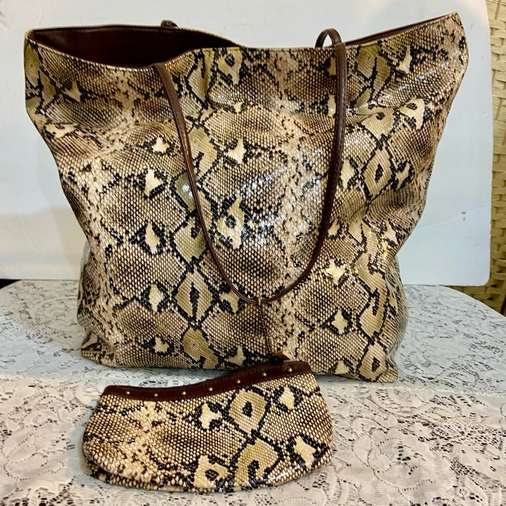 DSW 2-pc Faux Snakeskin Tote/ Weekender Bag with Coin-Key Wallet 15.5inx13inx4.5