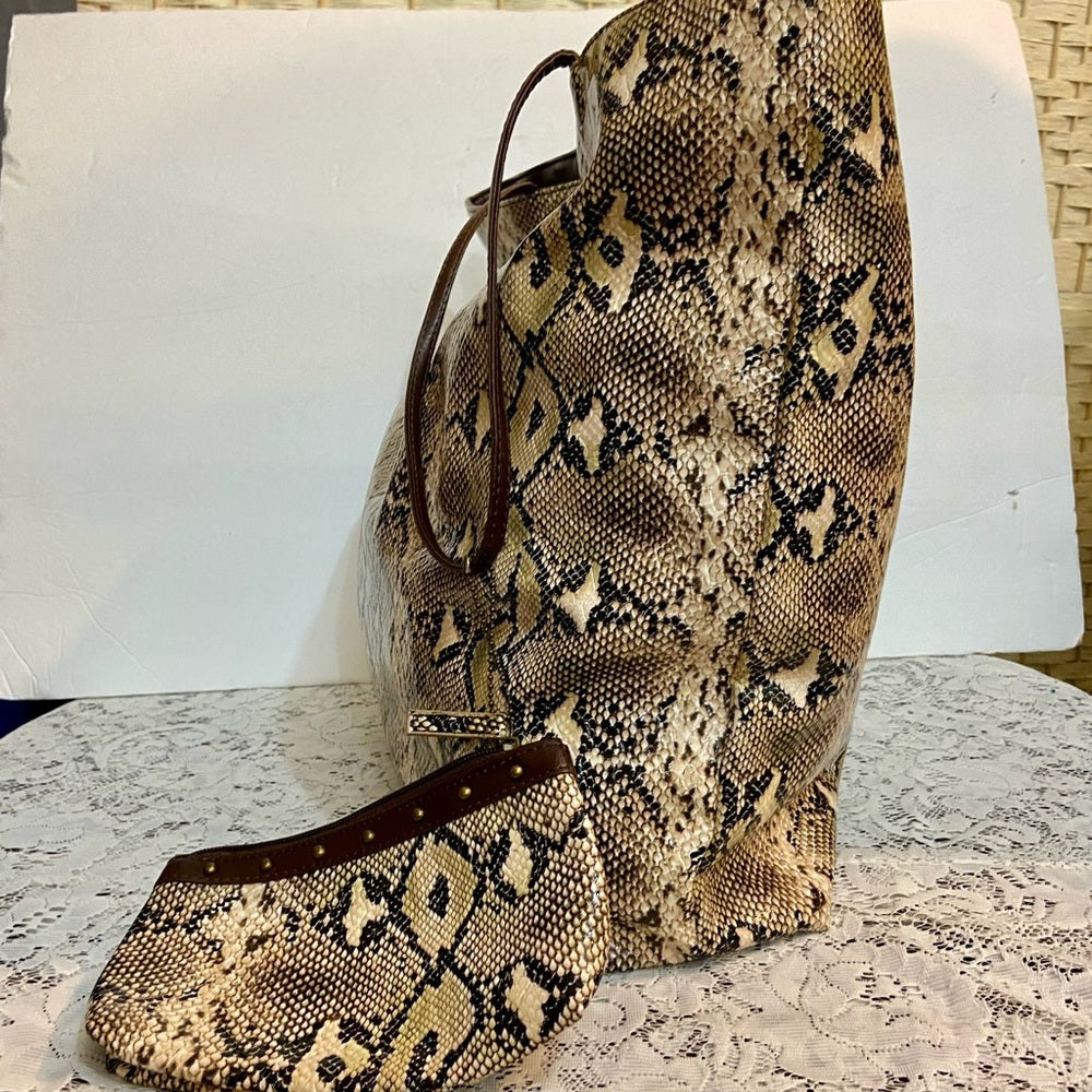 DSW 2-pc Faux Snakeskin Tote/ Weekender Bag with Coin-Key Wallet 15.5inx13inx4.5
