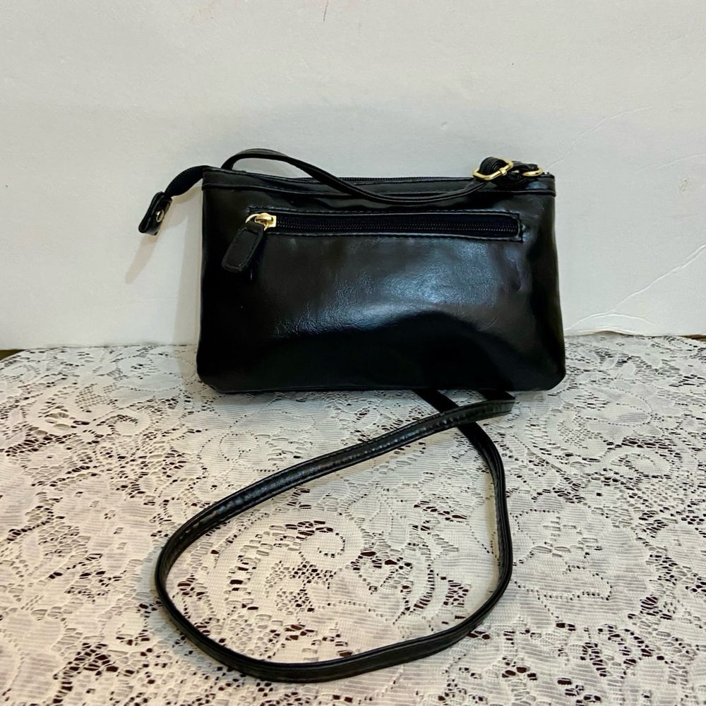 Small Black Quilted Faux Leather Organizer Wallet Crossbody Bag (8.5inx5.5inx2in