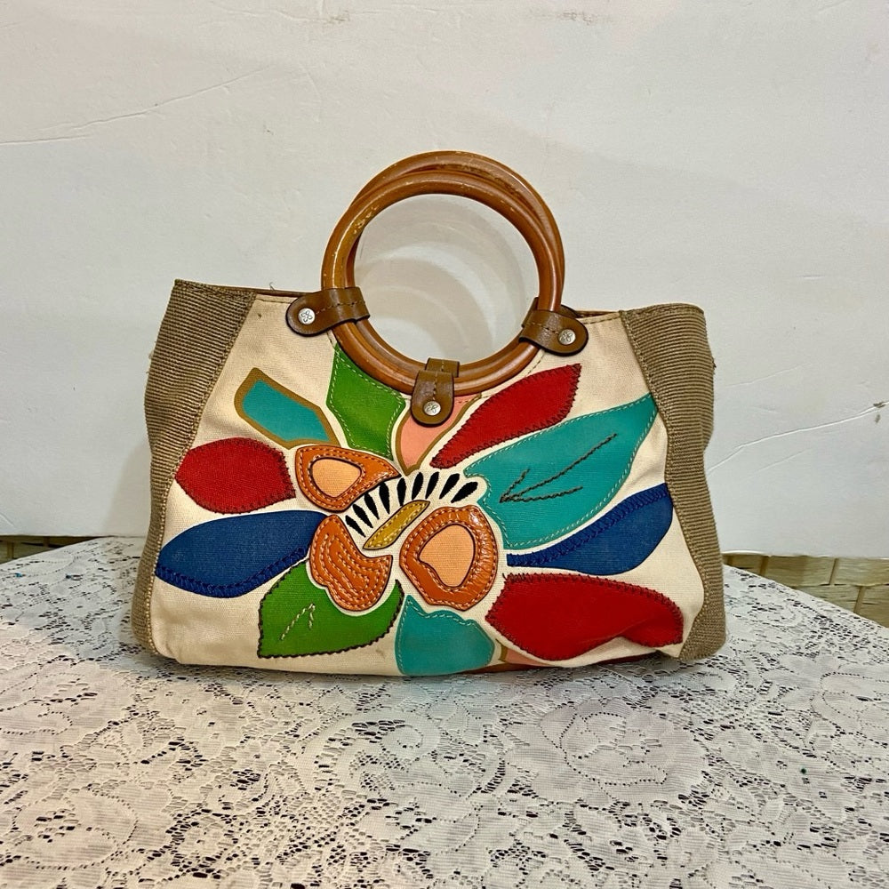 Relic Floral Beige Handbag with Tan Leather Trim (11in x 8.5in x 4in)